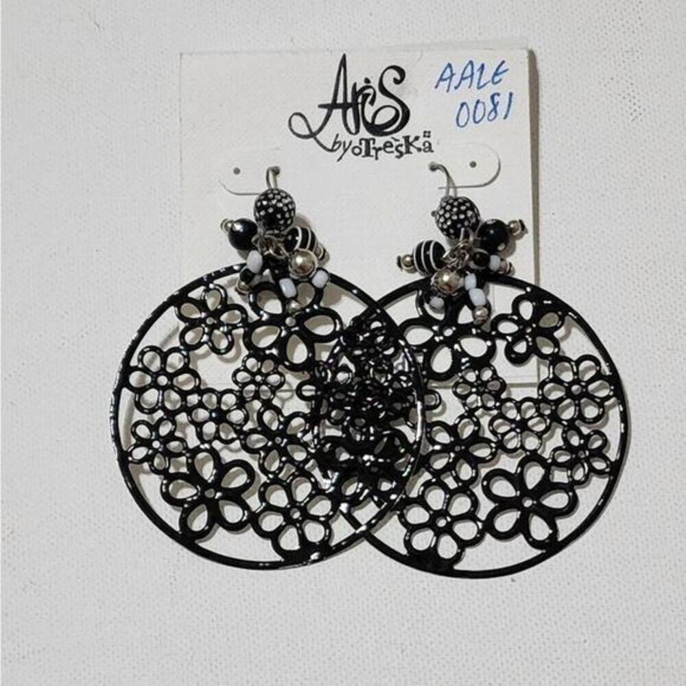 Aris by Treska Black White Floral Cutout Drop Earrings Beaded Statement Boho